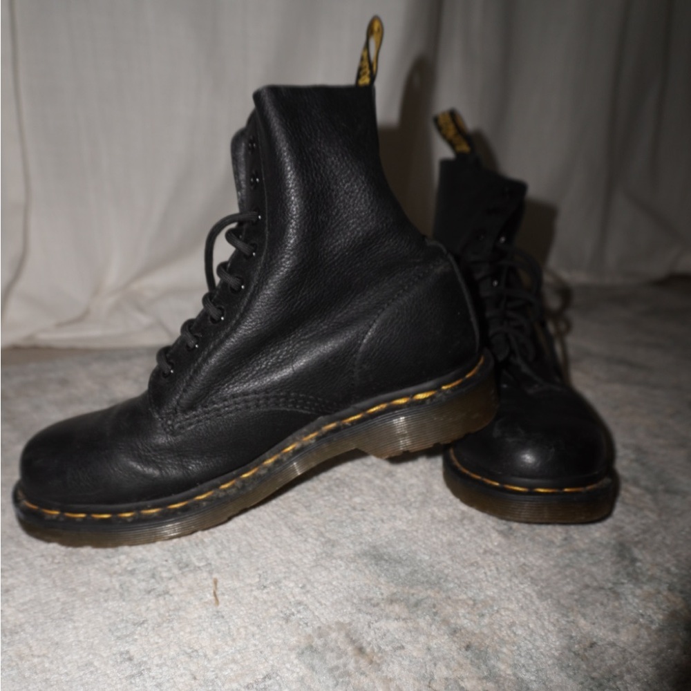DOC MARTEN 1460 WOMEN'S PASCAL VIRGINIA LEATHER BOOTS